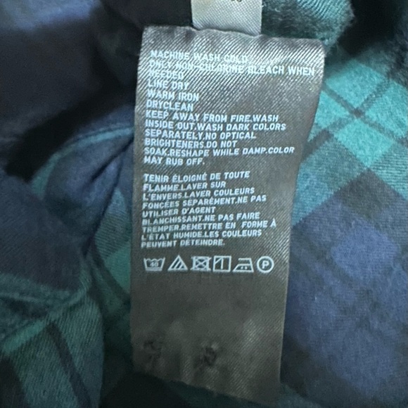 UNIQLO Mens Button Down - Picture 6 of 6